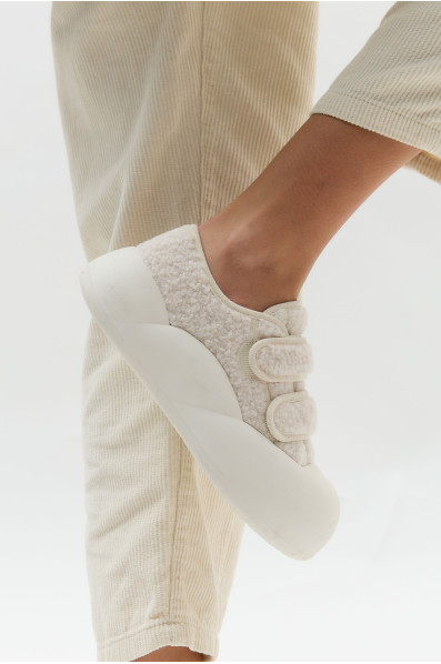 Кроссовки 200642