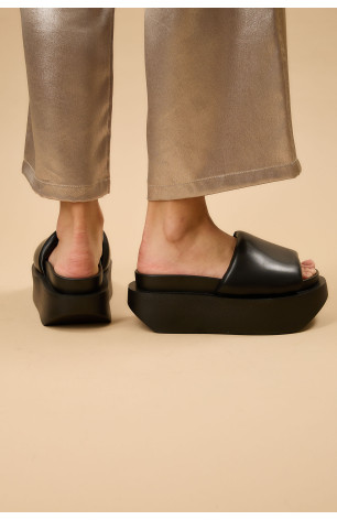 Шльопанці Lonza 182407