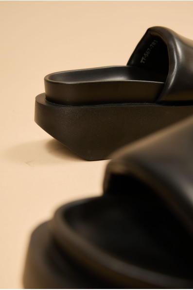 Шльопанці Lonza 182407